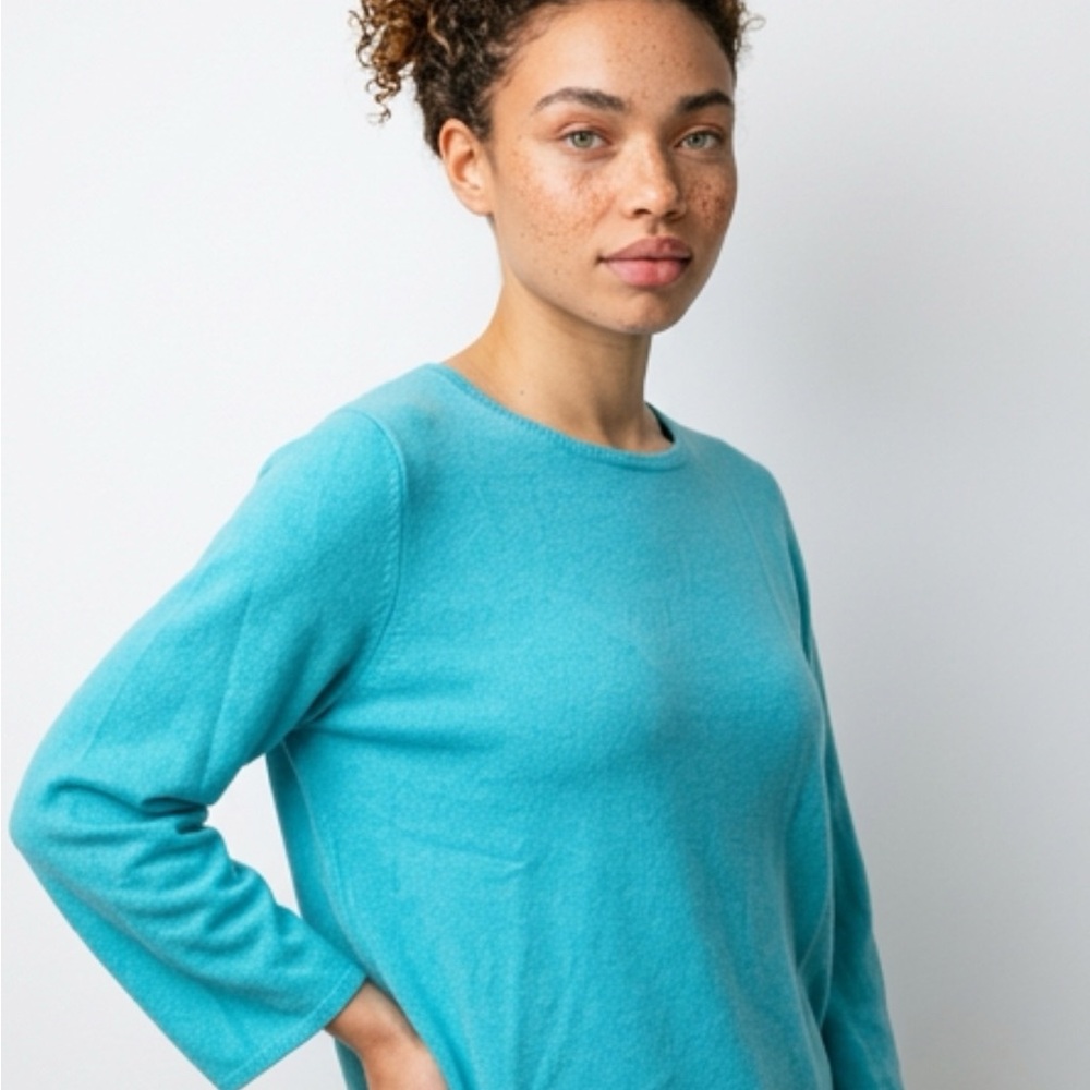 J. Crew Cashmere Crewneck Sweater in Turquoise - Picture 2 of 4